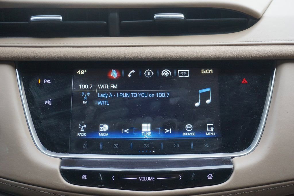Used 2019 Cadillac XT5 Platinum image 13