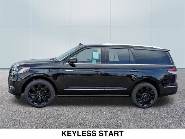 New 2023 Lincoln Navigator Reserve image 3