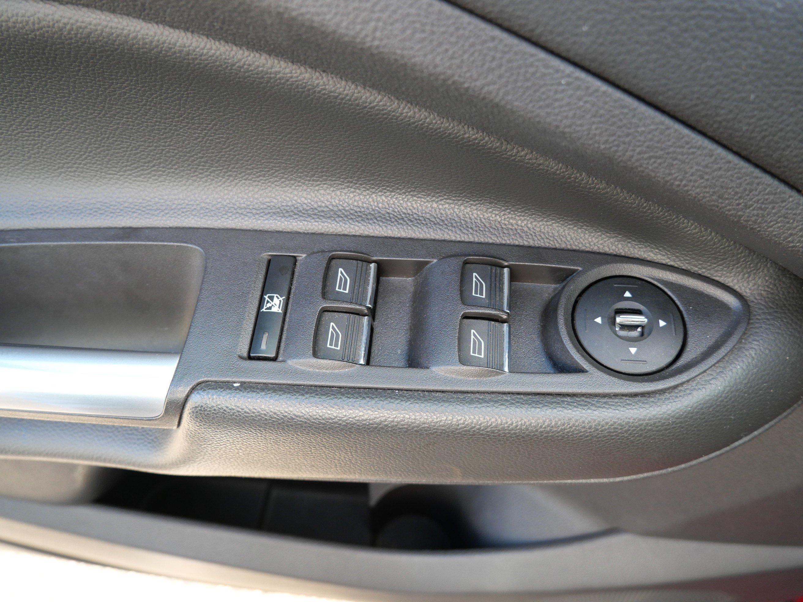 Used 2013 Ford Escape Titanium w/ Parking Technology Pkg AWD/4WD image 20