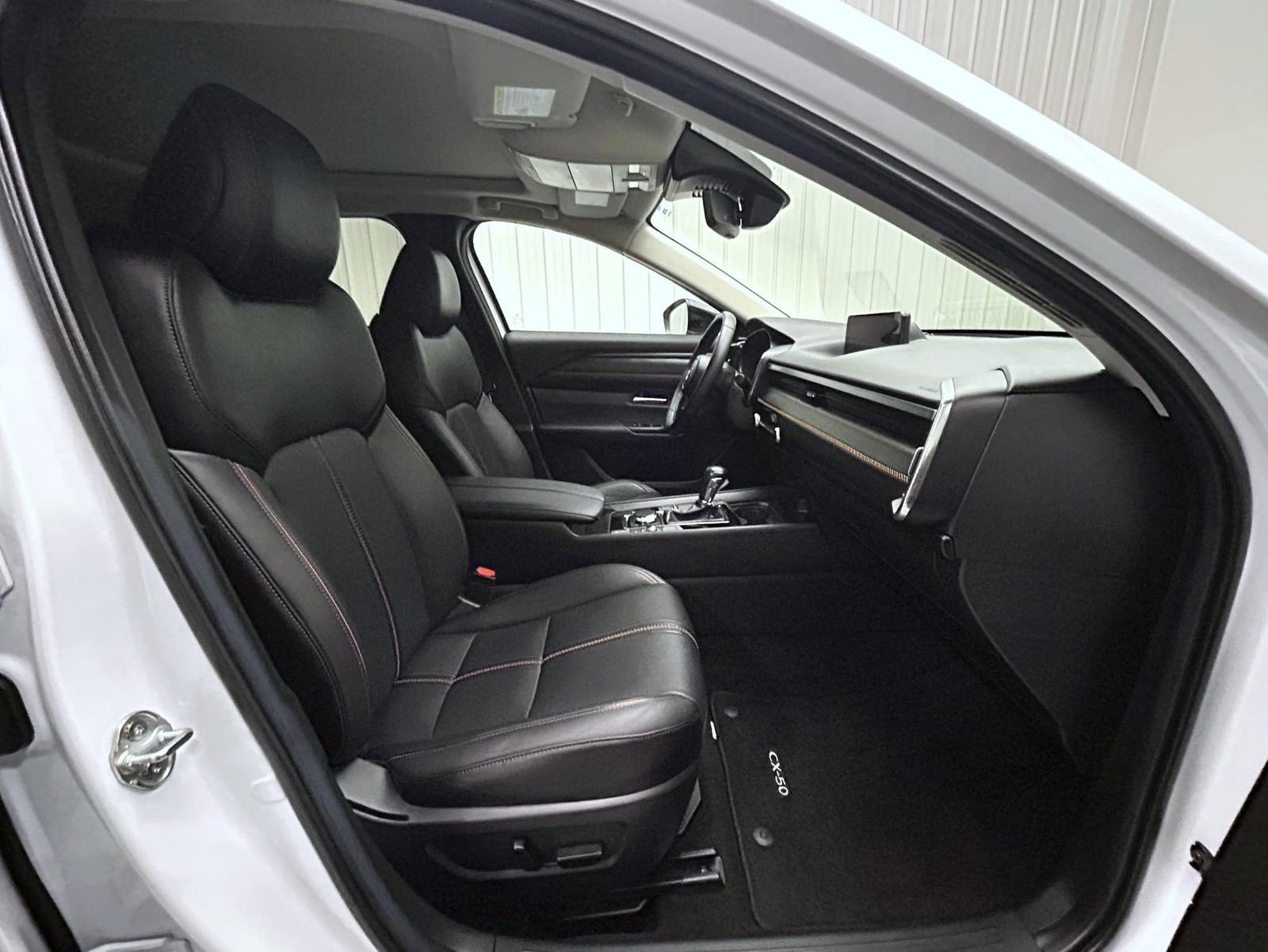 Certified 2025 MAZDA CX-50 AWD 2.5 S w/ Premium Plus Pkg image 15
