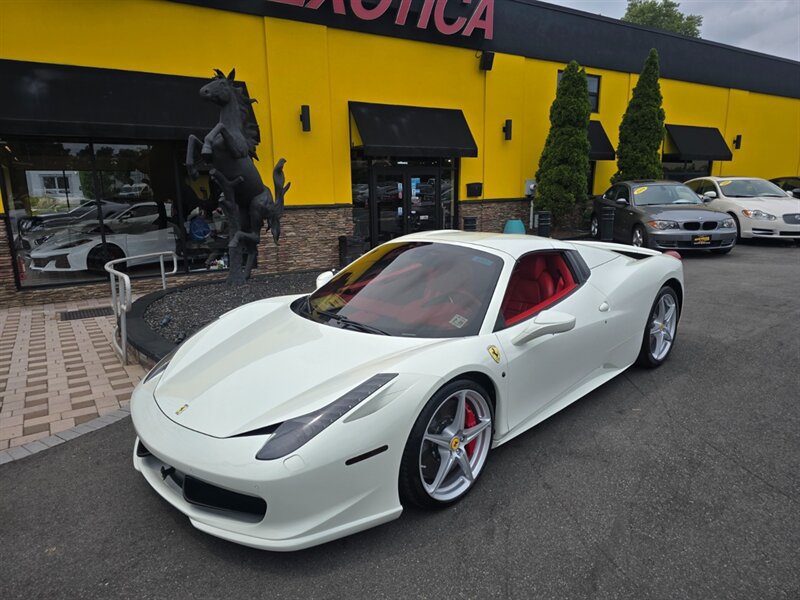 Used 2015 Ferrari 458 Spider RWD image 40