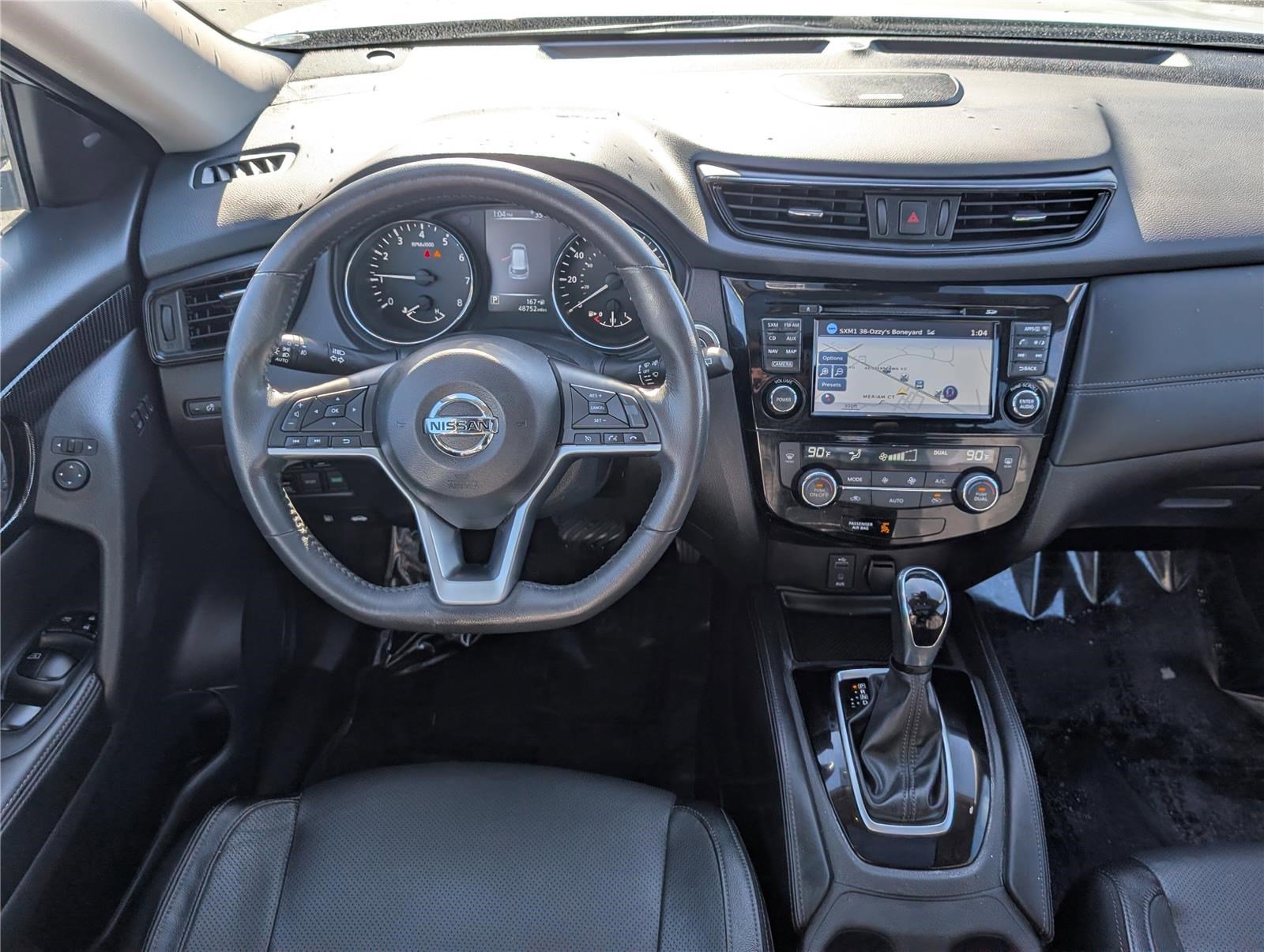 Used 2017 Nissan Rogue SL w/ SL Premium Package image 17