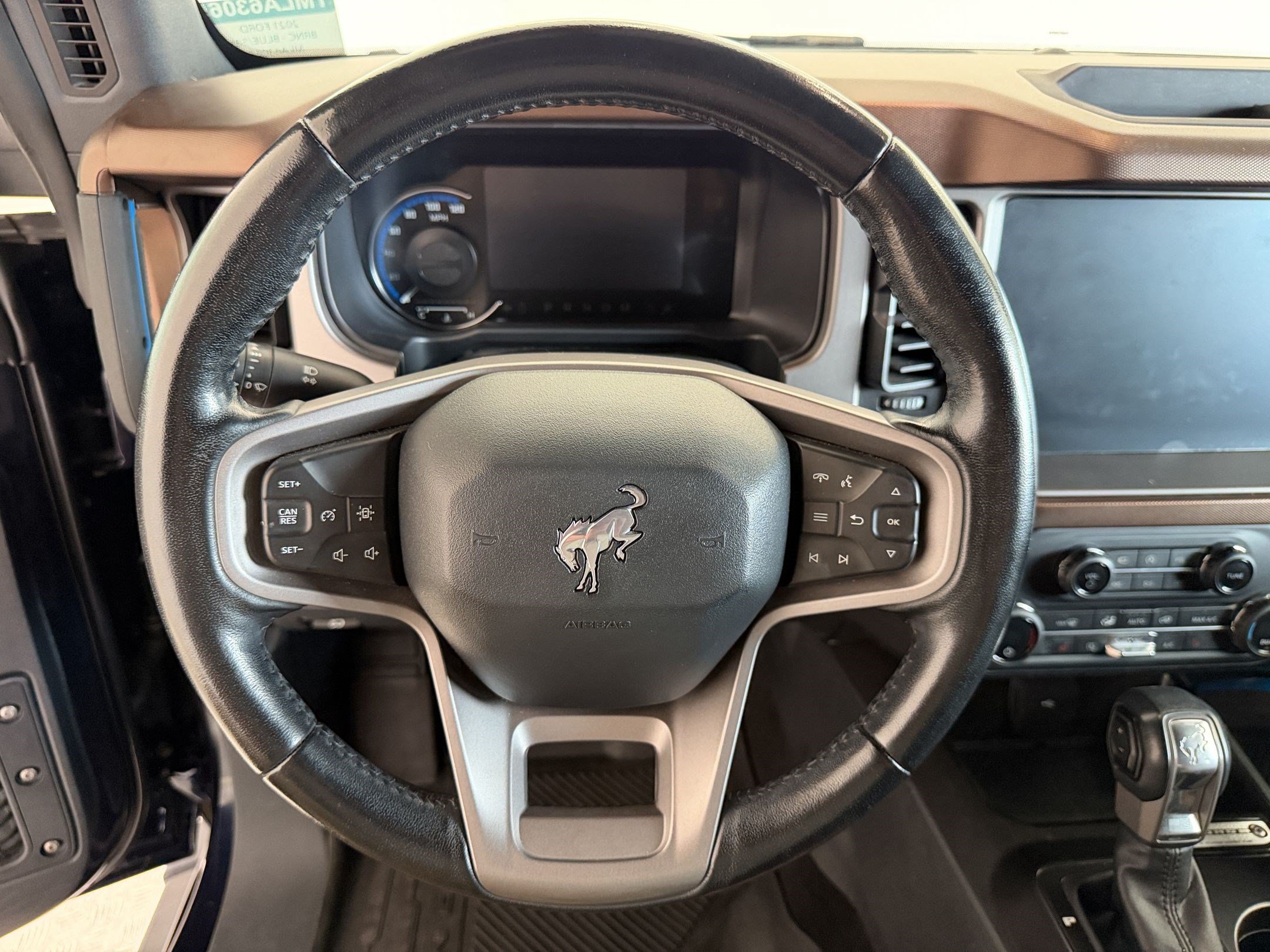 Used 2021 Ford Bronco Outer Banks AWD/4WD image 11