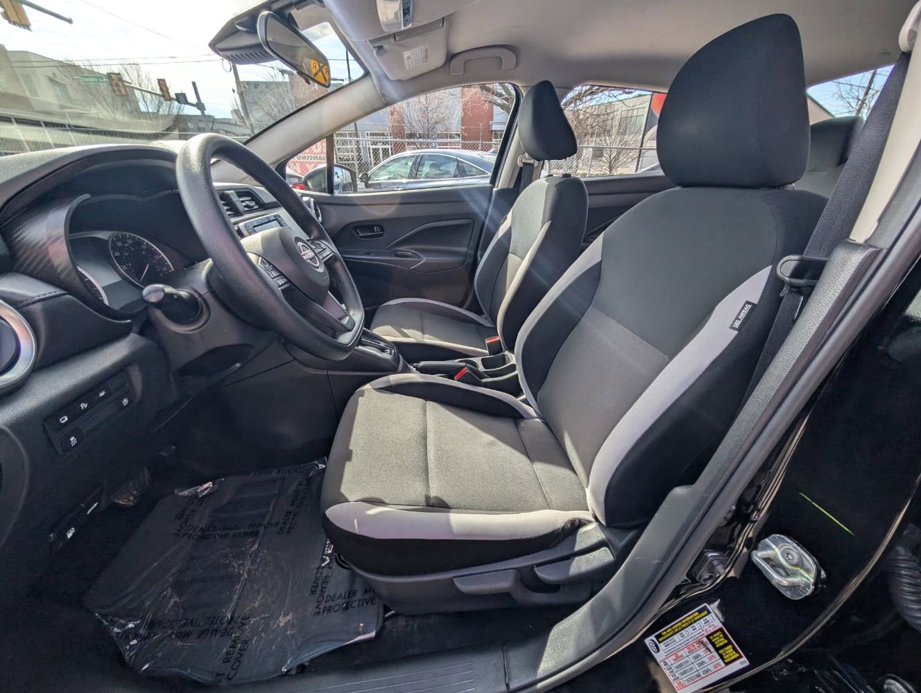 Used 2025 Nissan Versa S w/ Trunk Package image 15