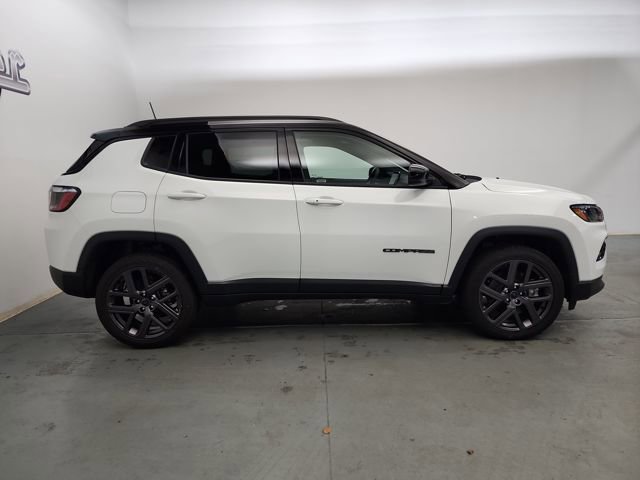 New 2026 Jeep Compass Limited AWD/4WD image 9
