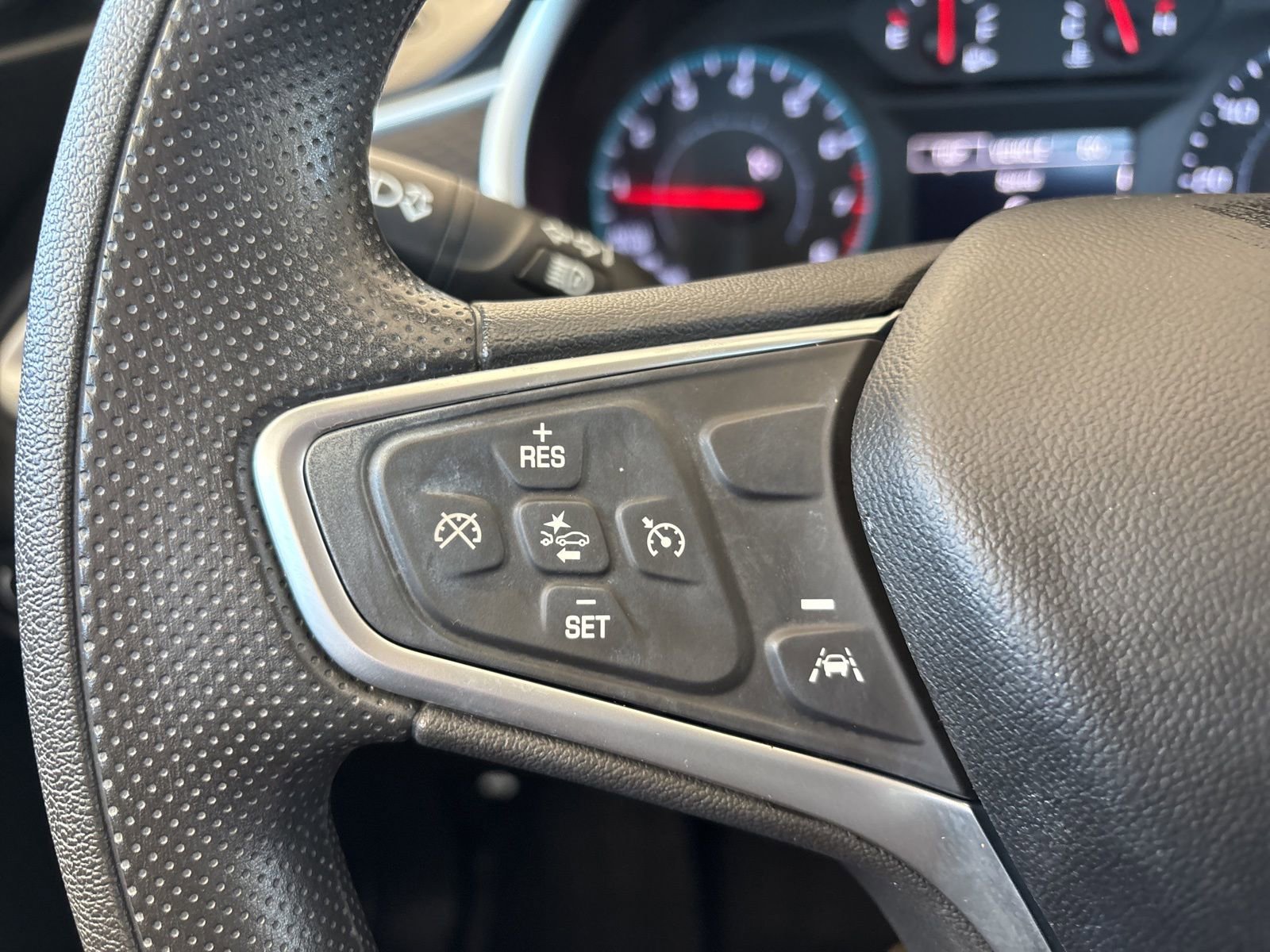 Used 2023 Chevrolet Malibu LT image 24