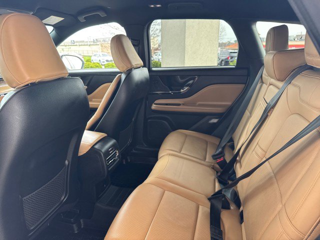 Used 2022 Lincoln Corsair Reserve AWD/4WD image 7