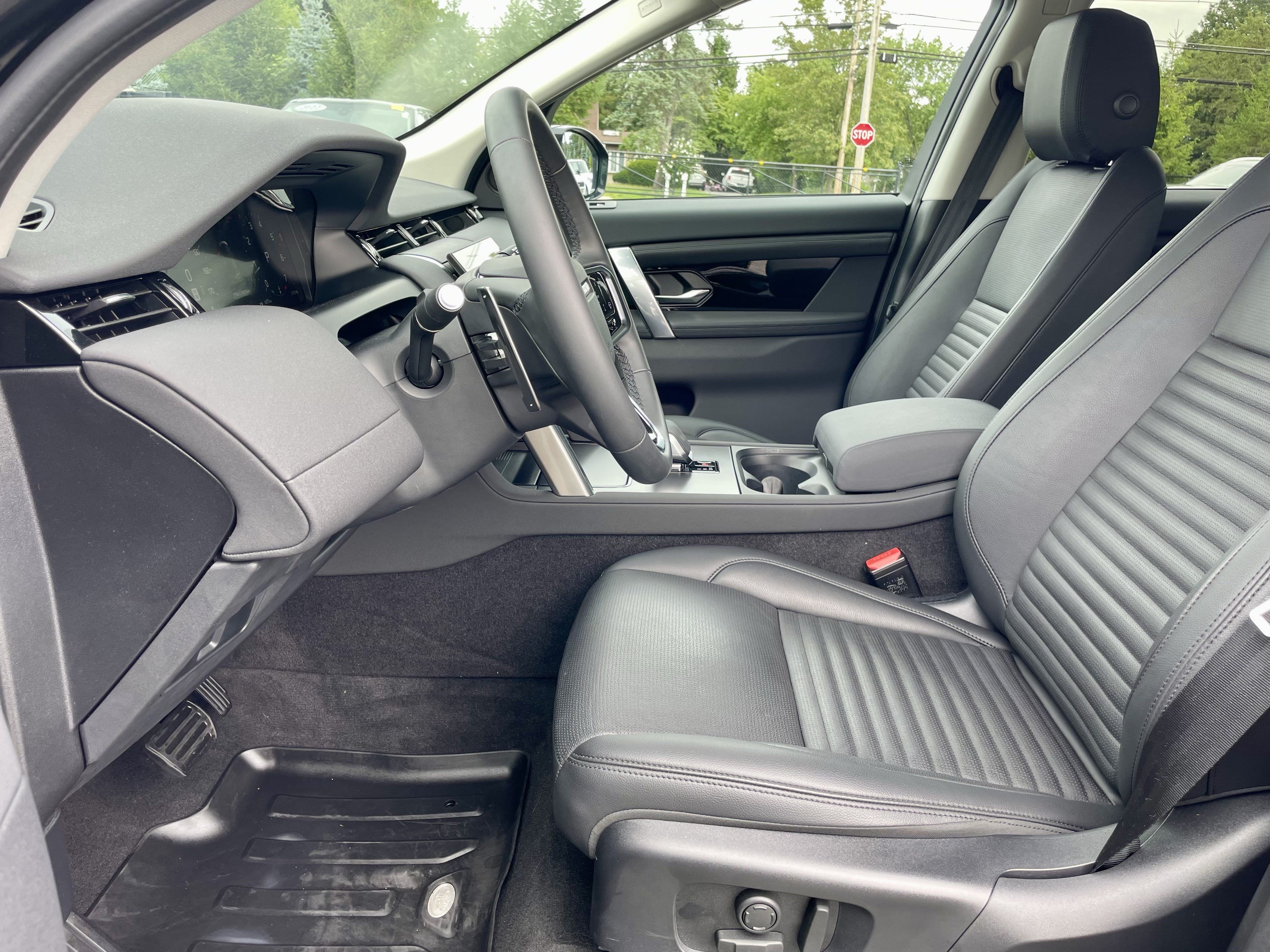 Certified 2025 Land Rover Discovery Sport S AWD/4WD image 14