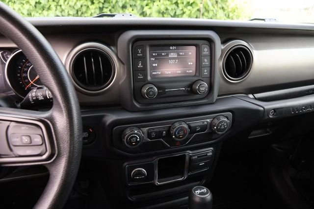 Used 2019 Jeep Wrangler Unlimited Sport AWD/4WD image 15