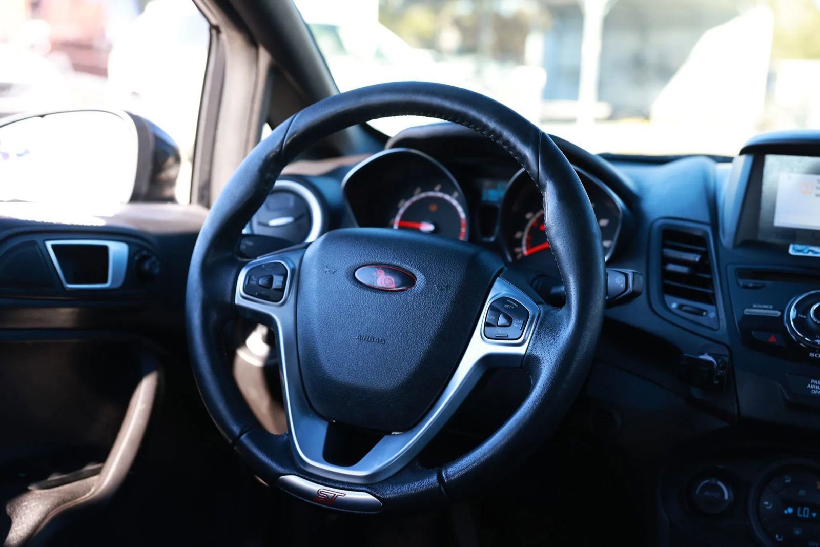 Used 2016 Ford Fiesta ST FWD image 28