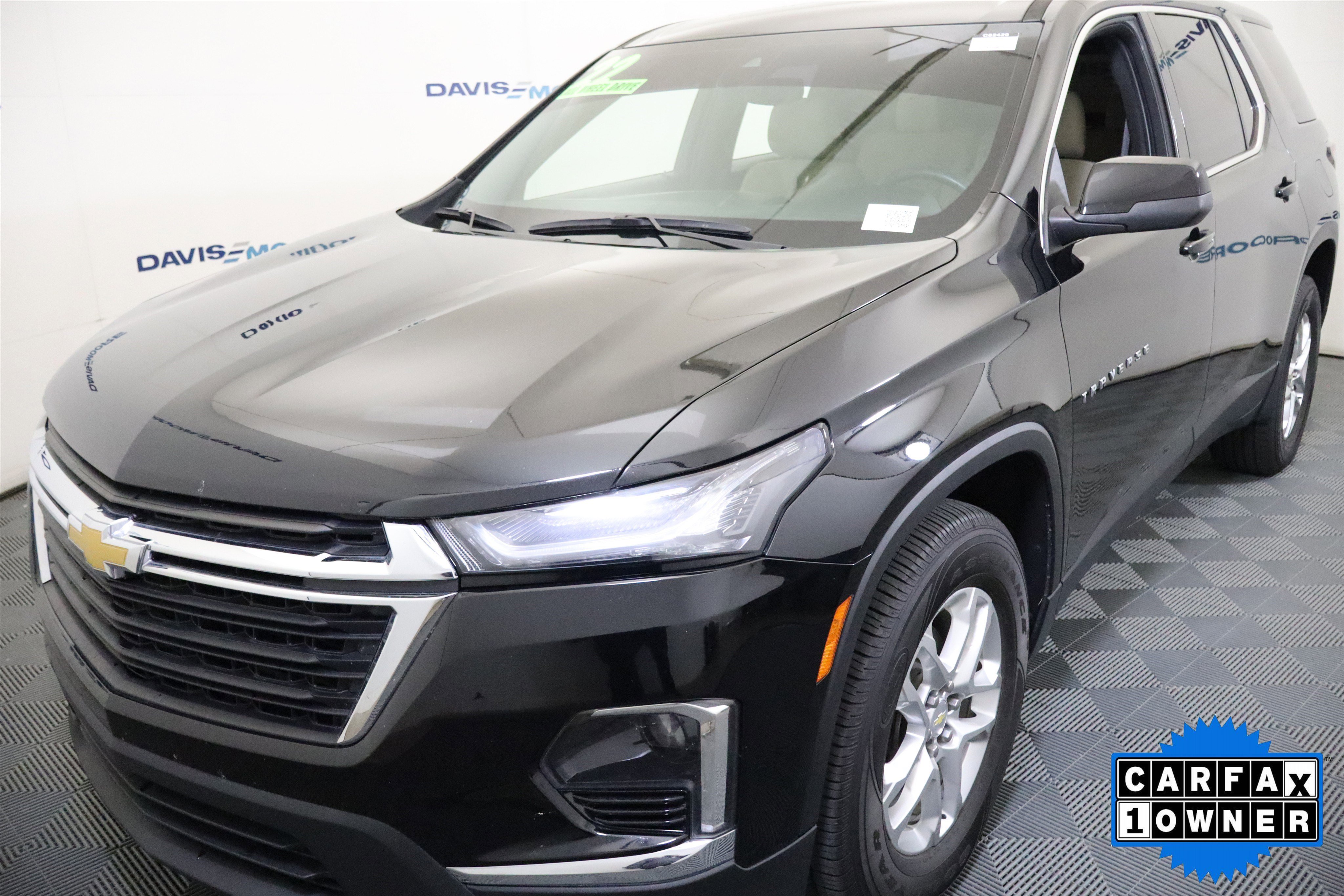Used 2022 Chevrolet Traverse LS AWD/4WD image 11
