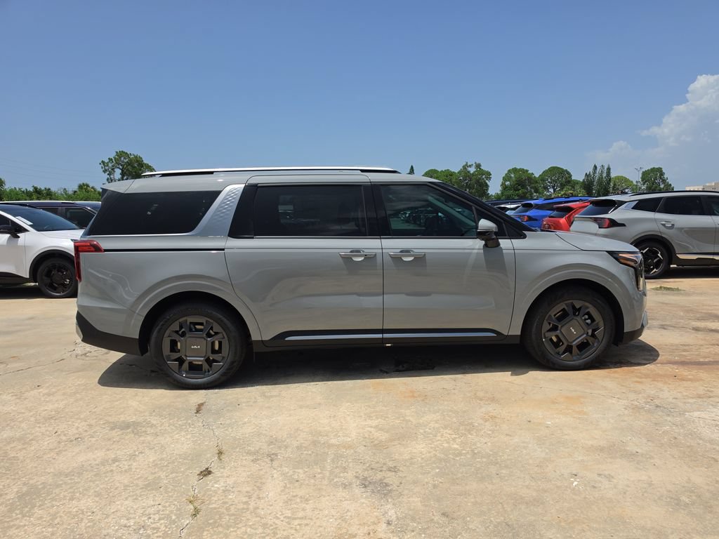 New 2026 Kia Carnival SX FWD image 9