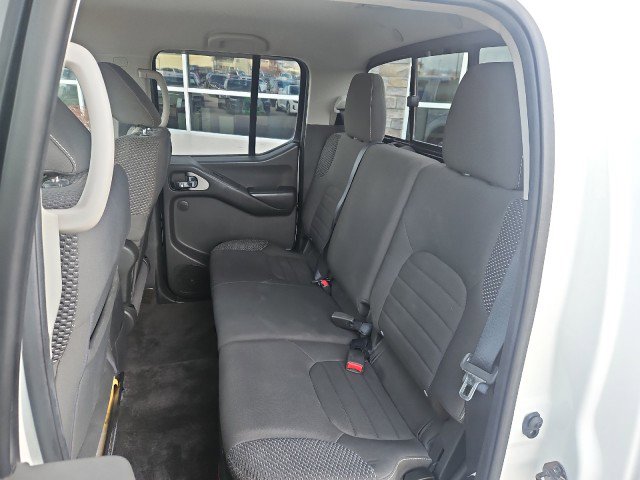 Used 2014 Nissan Frontier PRO-4X image 18