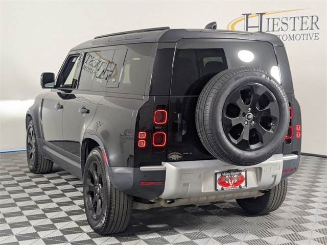 Used 2020 Land Rover Defender 110 SE image 5