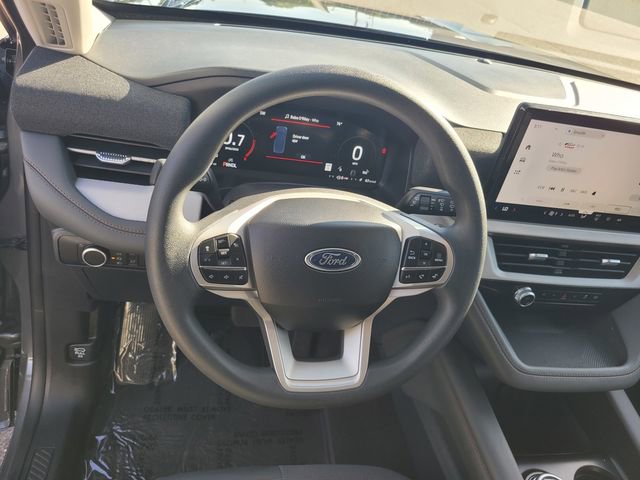 Used 2026 Ford Explorer Active AWD/4WD image 30