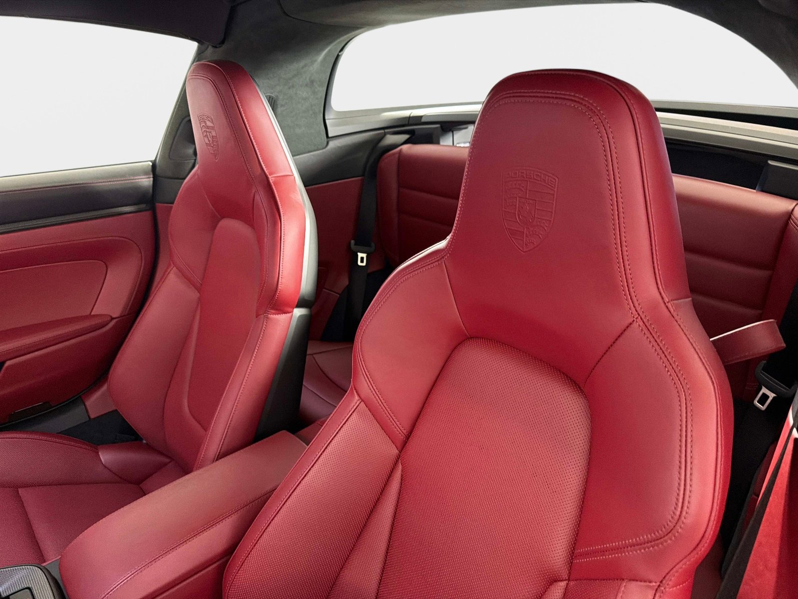 Used 2024 Porsche 911 Targa 4 GTS image 29