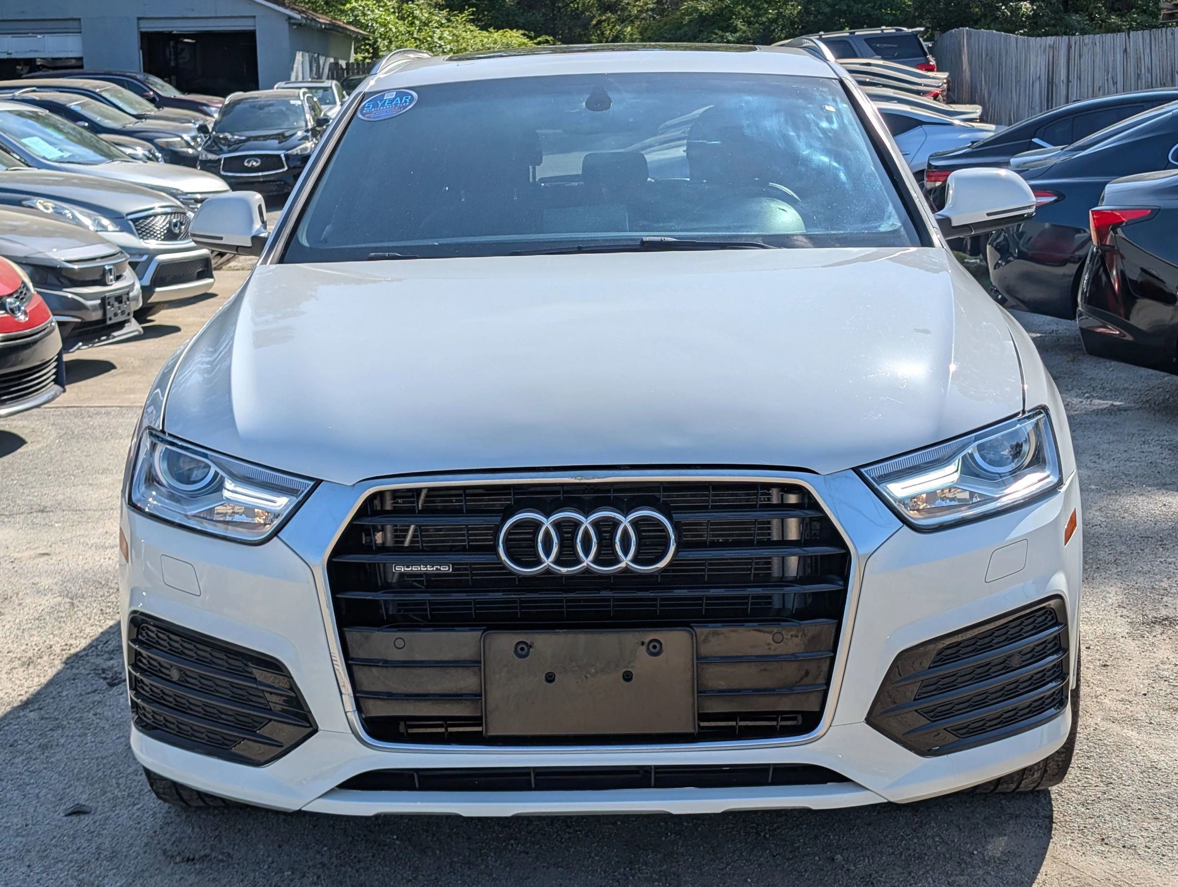 Used 2017 Audi Q3 2.0T Prestige w/ Prestige Package AWD/4WD image 2