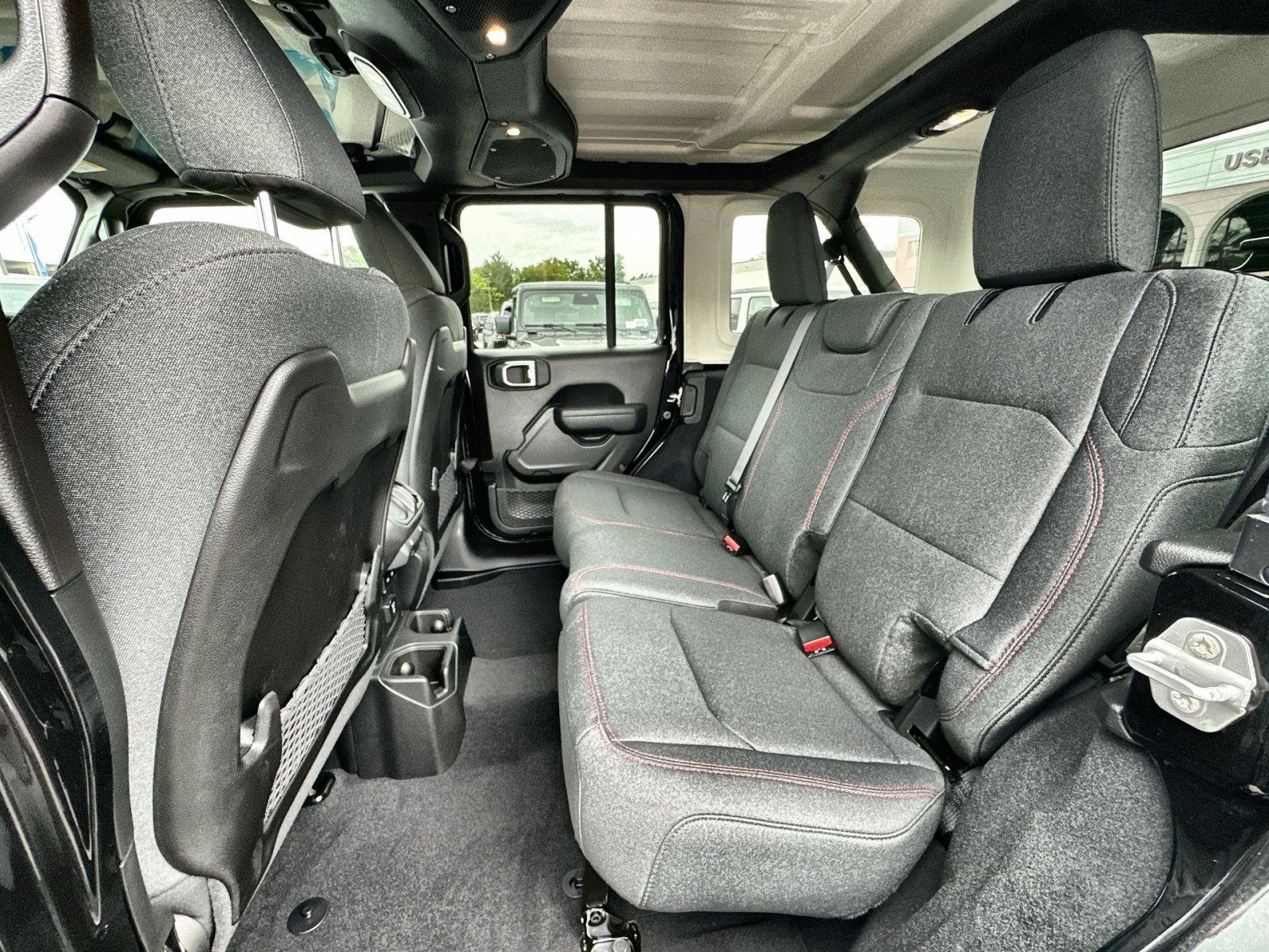 New 2025 Jeep Wrangler Unlimited Rubicon w/ Safety Group image 24