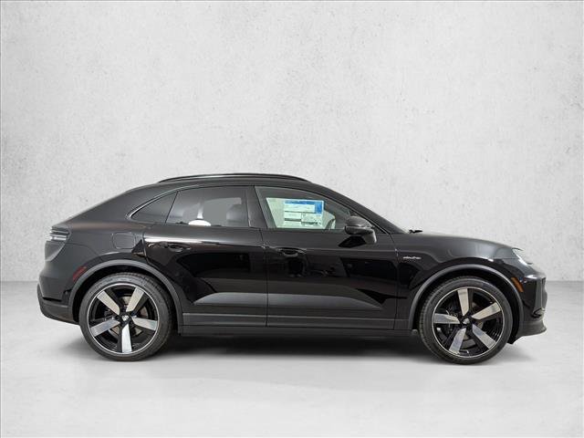 New 2026 Porsche Macan Electric image 8