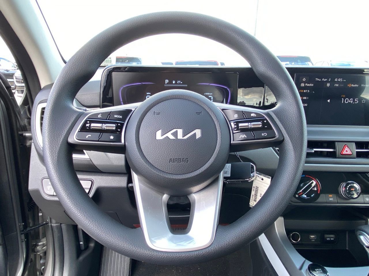 New 2026 Kia Seltos LX image 16