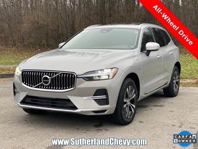 Used 2023 Volvo XC60 T8 Core image 3