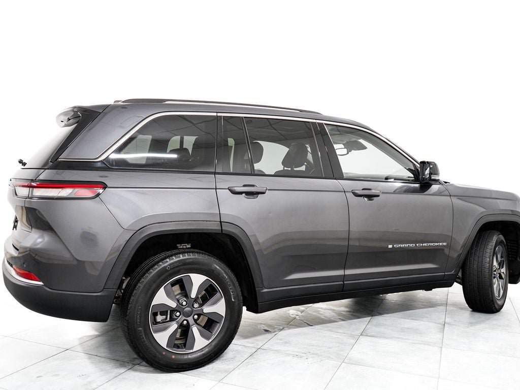 Used 2022 Jeep Grand Cherokee Limited 4xe AWD/4WD image 7