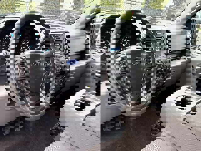 Used 2017 Ford F150 XLT image 18