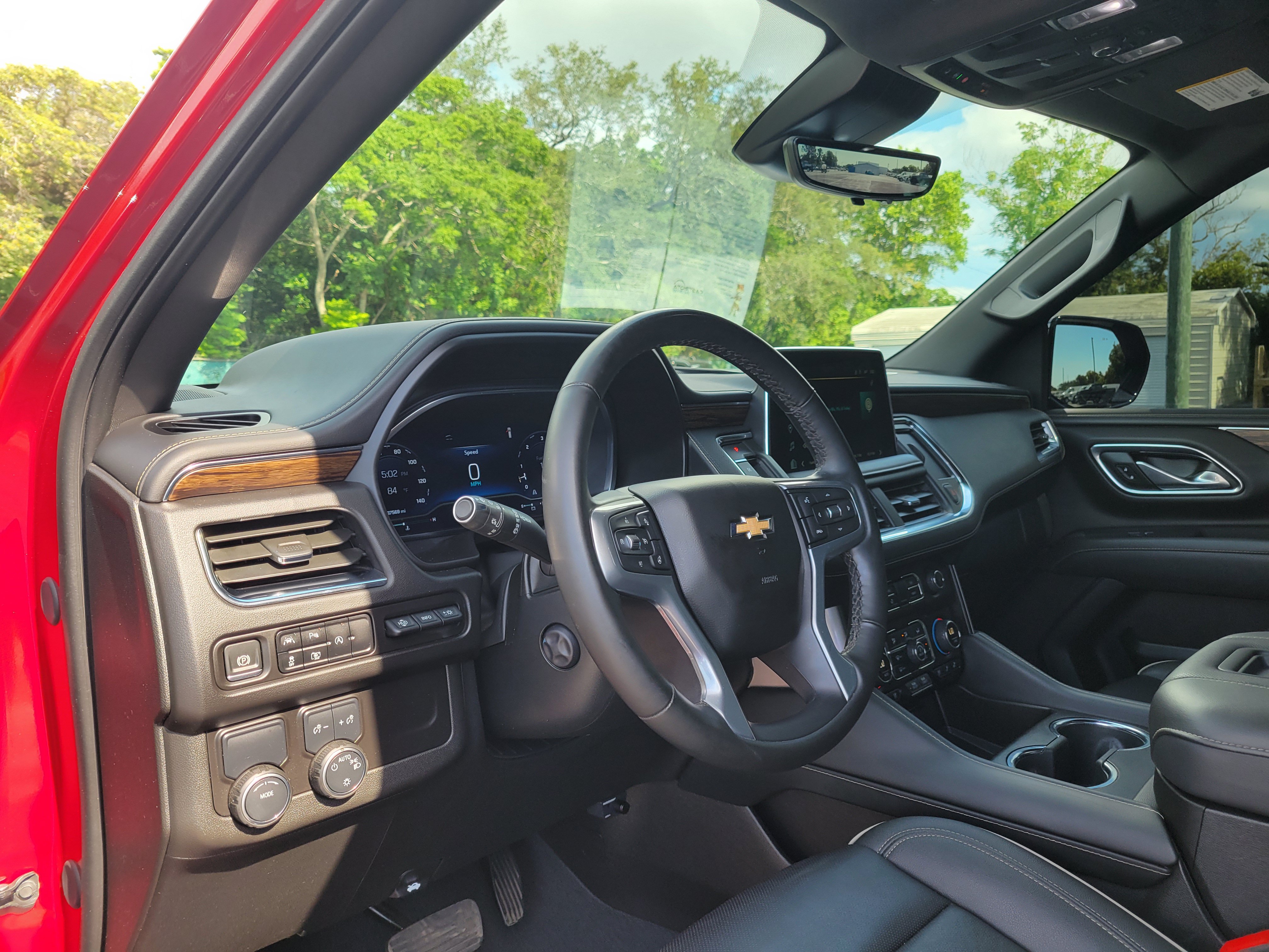 Certified 2024 Chevrolet Tahoe Premier w/ Premium Package 2 RWD image 32