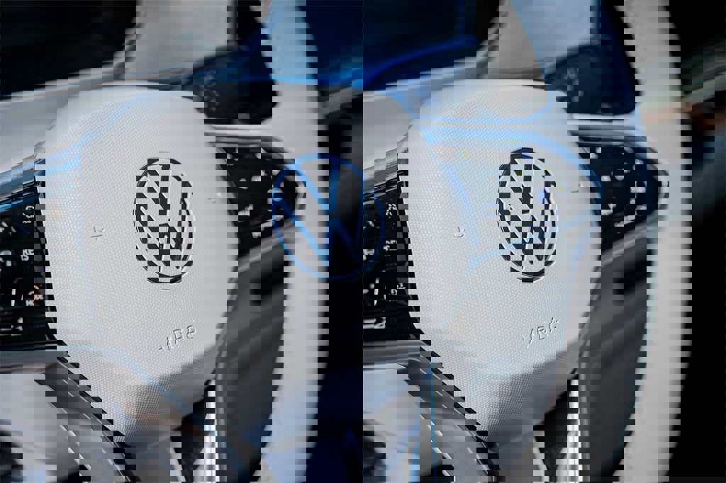 New 2025 Volkswagen ID. Buzz Pro S Plus image 12