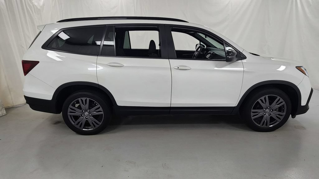 Used 2022 Honda Pilot Sport image 2