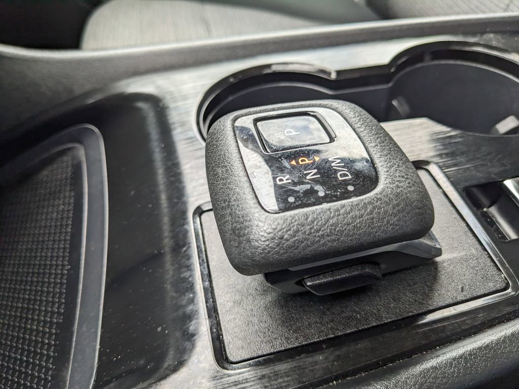 Used 2023 Nissan Rogue SV FWD image 30