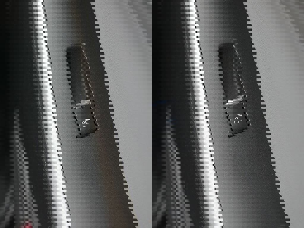 Used 2022 Ford Explorer XLT w/ Equipment Group 202A image 26