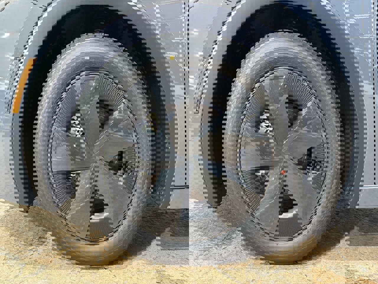 New 2026 Toyota Prius Plug-In Hybrid image 10