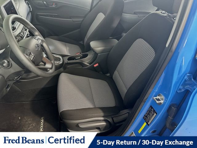 Certified 2022 Hyundai Kona SE w/ Cargo Package image 17