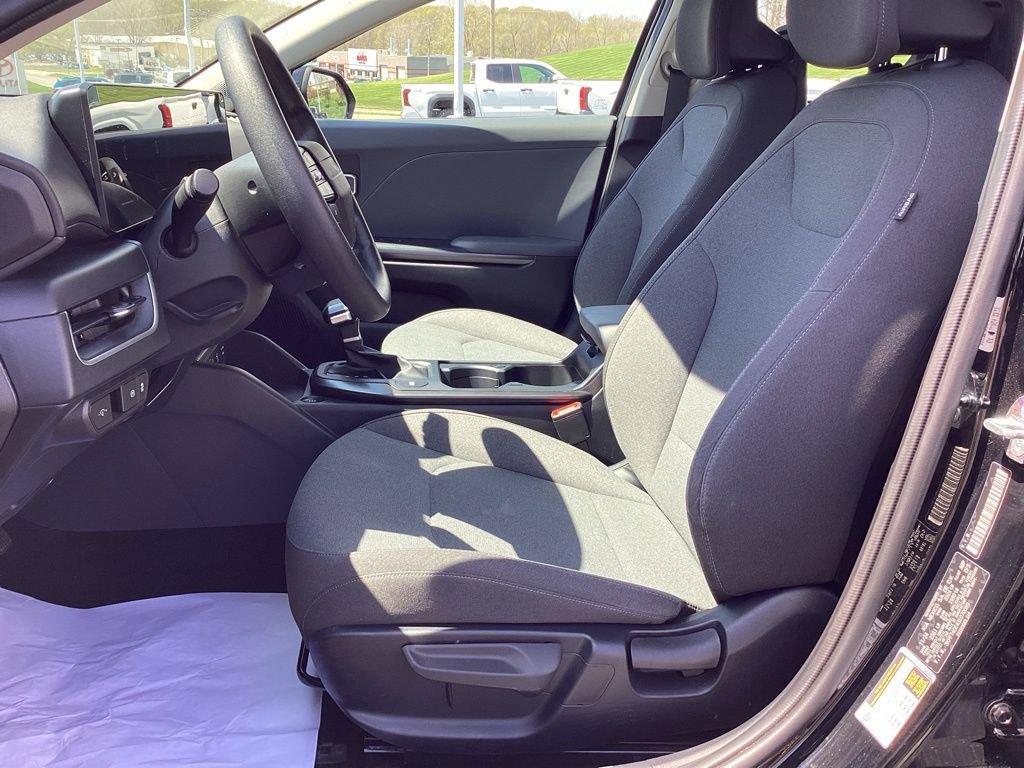 Used 2025 Kia K4 FWD image 12