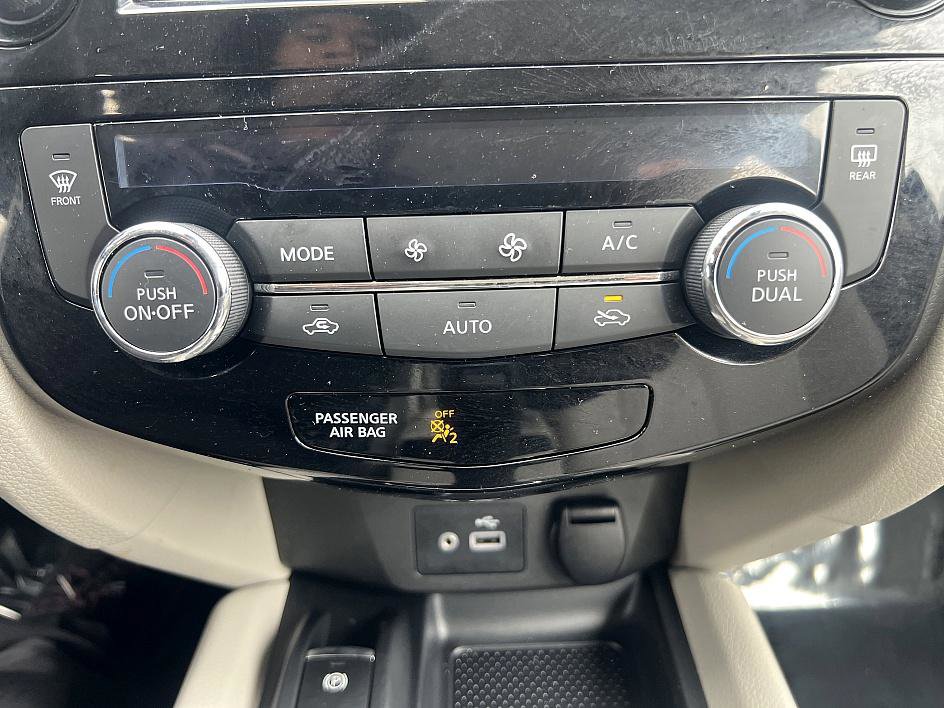 Certified 2022 Nissan Rogue Sport SL image 19