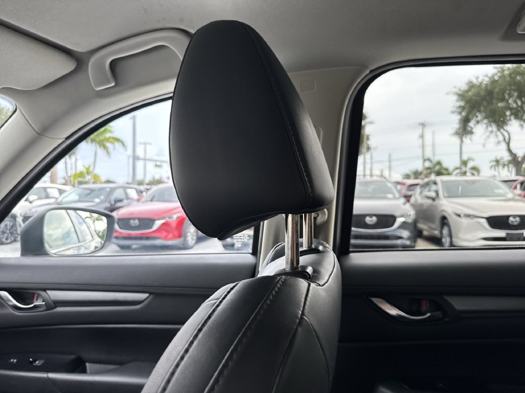 Used 2021 MAZDA CX-5 Touring FWD image 16