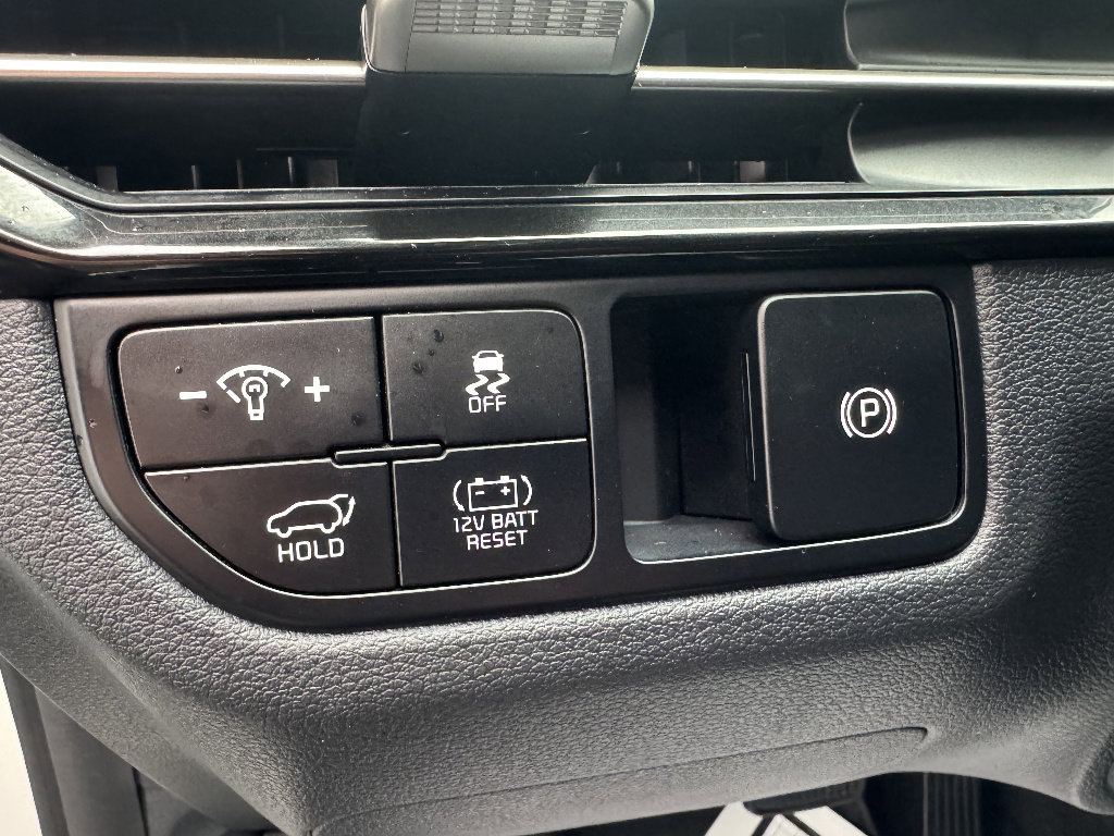 Used 2026 Kia Sportage SX Prestige image 23