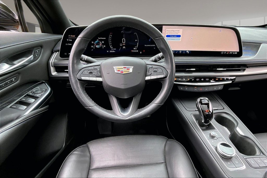 Used 2024 Cadillac XT4 Sport FWD image 5