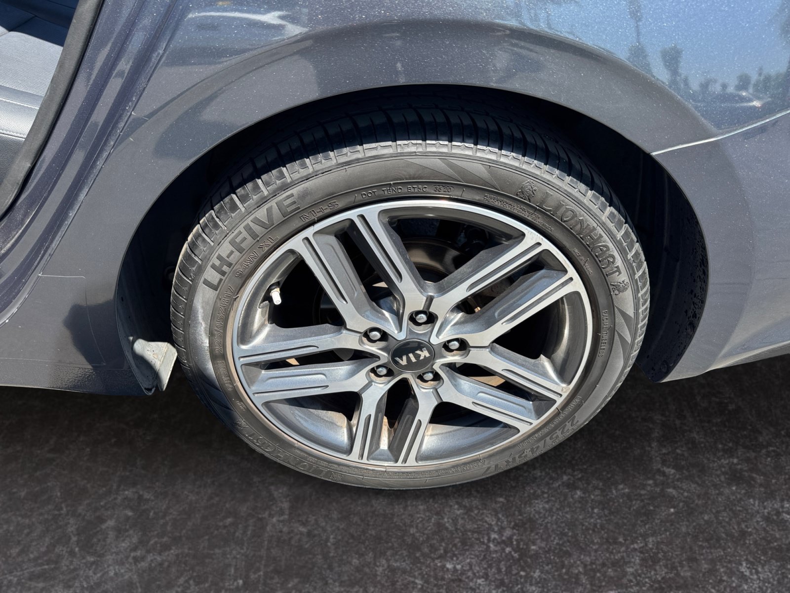Used 2020 Kia Forte EX FWD image 14