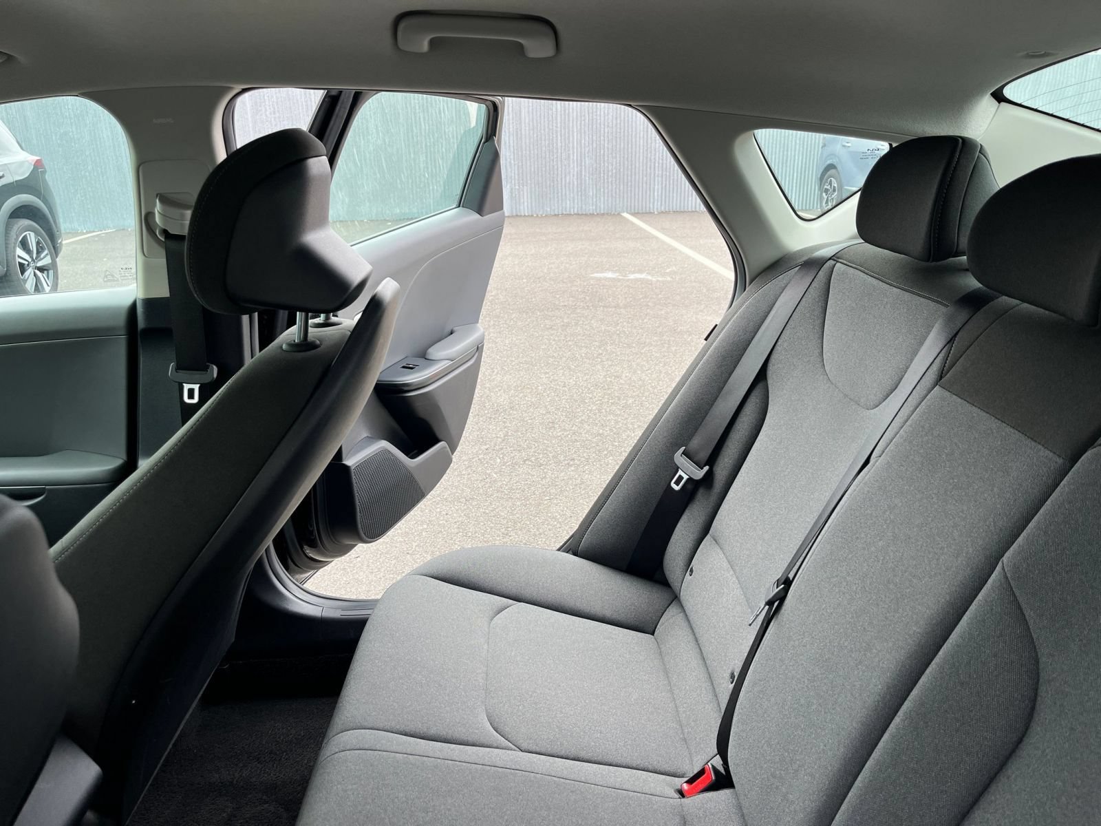 Used 2025 Kia K4 FWD image 38
