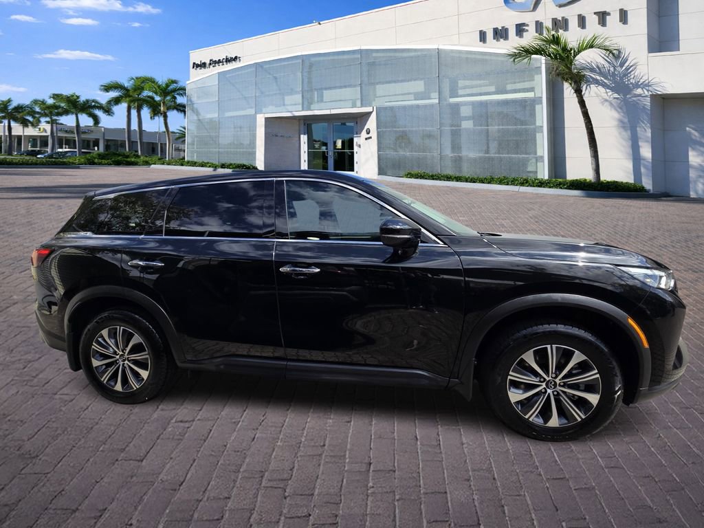 Certified 2023 INFINITI QX60 Pure image 8
