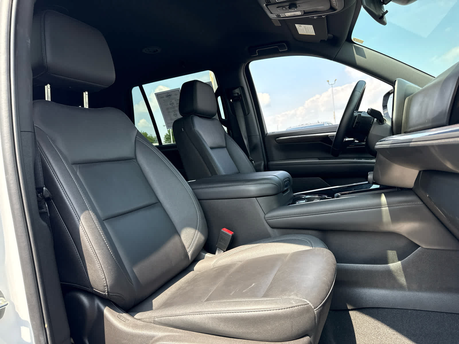 Certified 2025 Chevrolet Tahoe LT AWD/4WD image 25