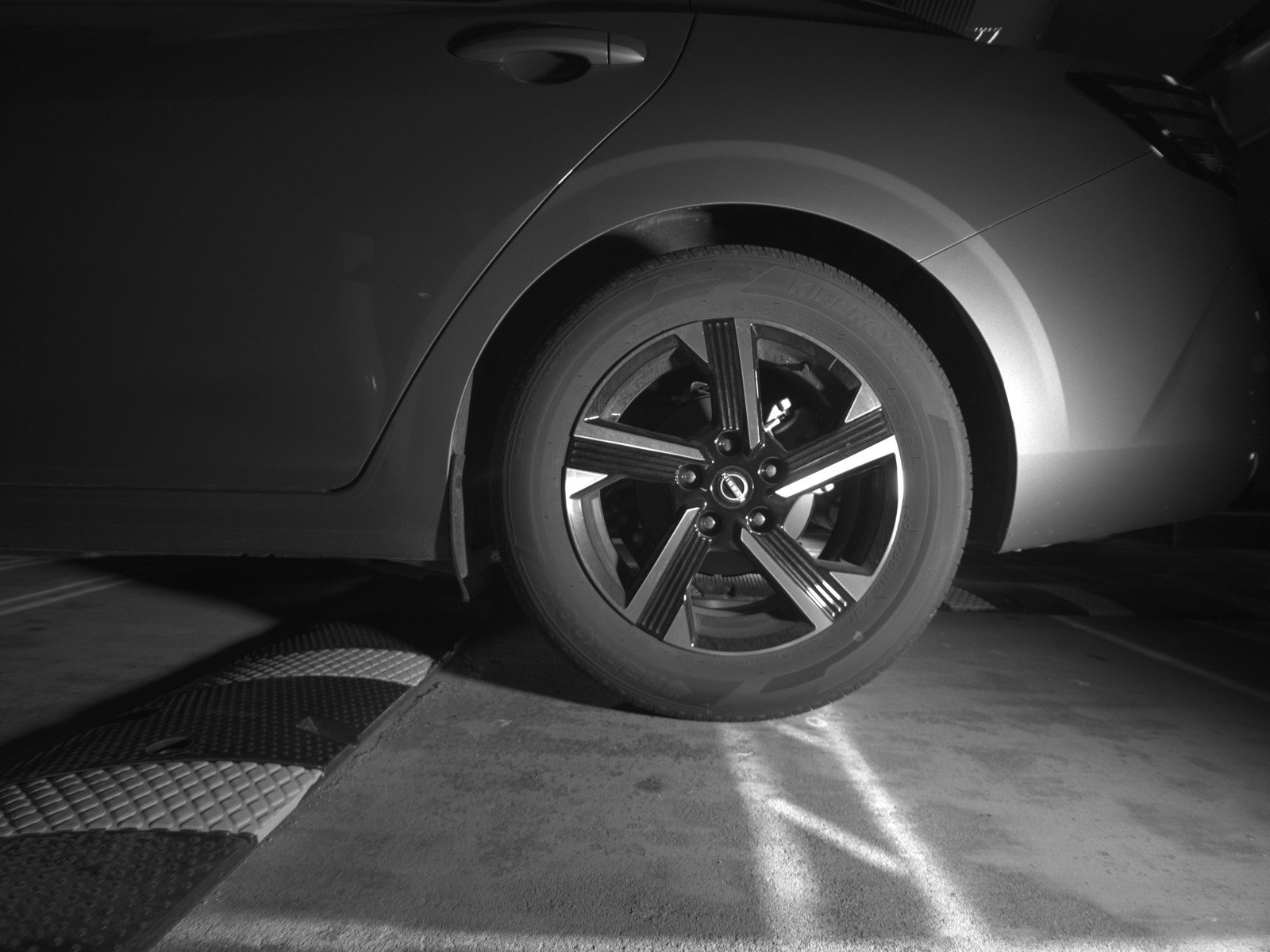 Used 2025 Nissan Sentra SV image 14