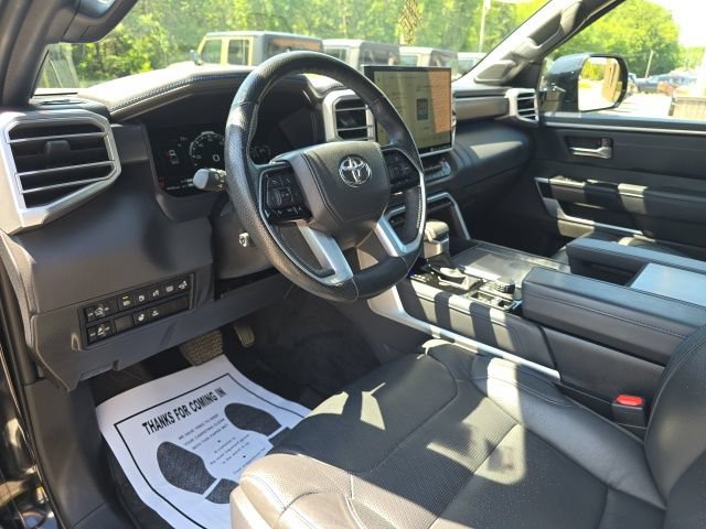 Used 2024 Toyota Tundra Platinum AWD/4WD image 19