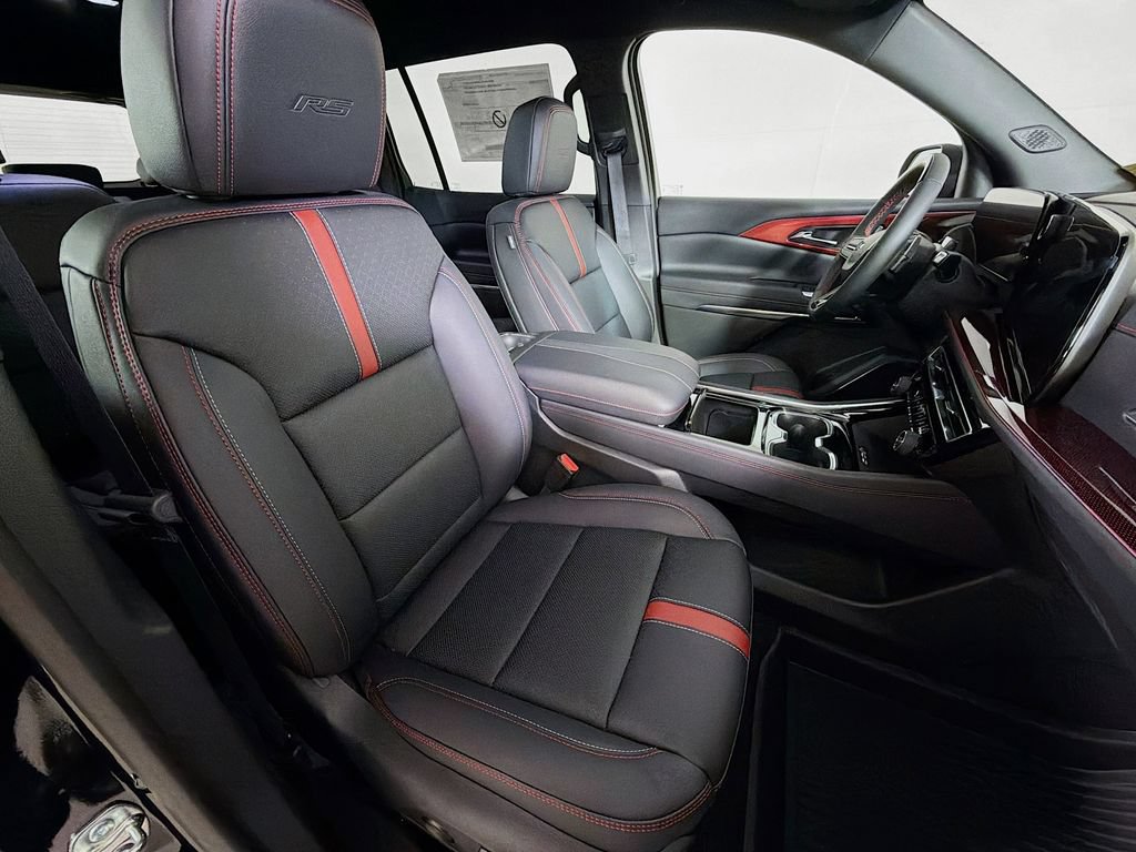 New 2026 Chevrolet Traverse RS w/ LPO, Floor Liner Package AWD/4WD image 25