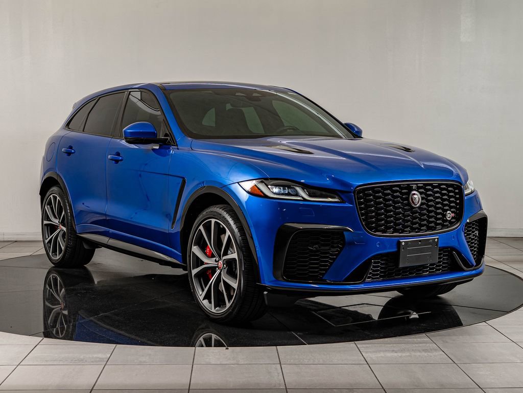 Used 2022 Jaguar F-PACE SVR image 12