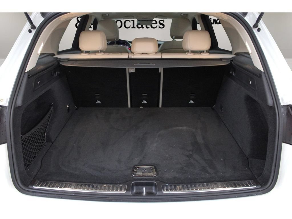 Used 2022 Mercedes-Benz GLC 300 image 30