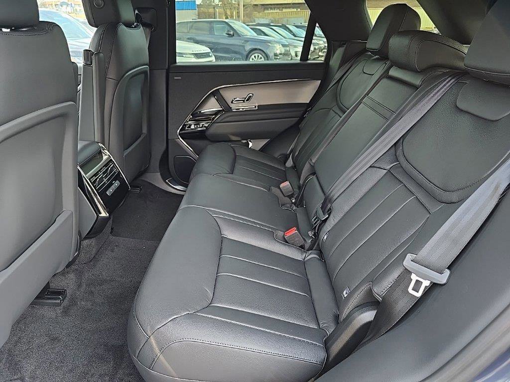 Certified 2025 Land Rover Range Rover Sport S image 8