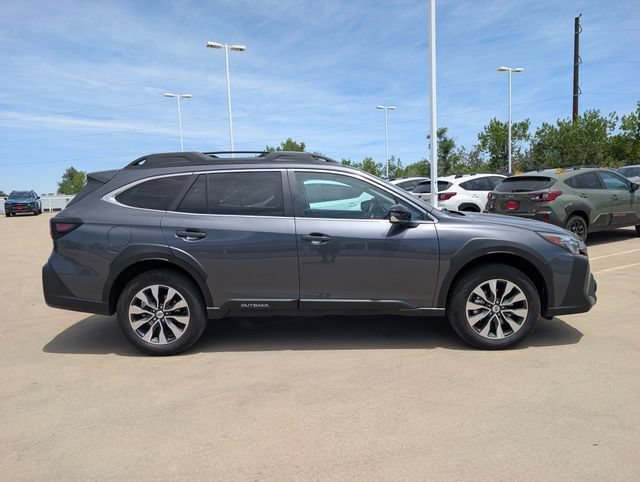 Certified 2025 Subaru Outback Limited XT AWD/4WD image 2